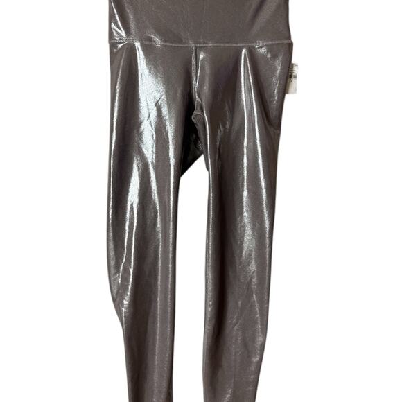 Old Navy Athletic Sporty High-Gloss Powersoft   Seamless Leggings Sz M - Picture 1 of 9